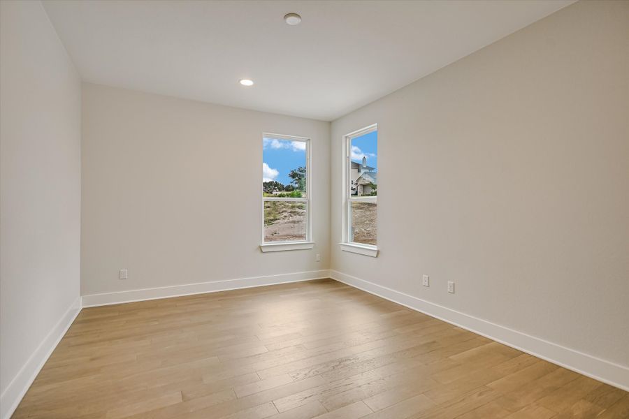 Representative unfurnished interior of a home built from the Sapphire by Giddens Homes in Riverstone, Georgetown (Image 88).