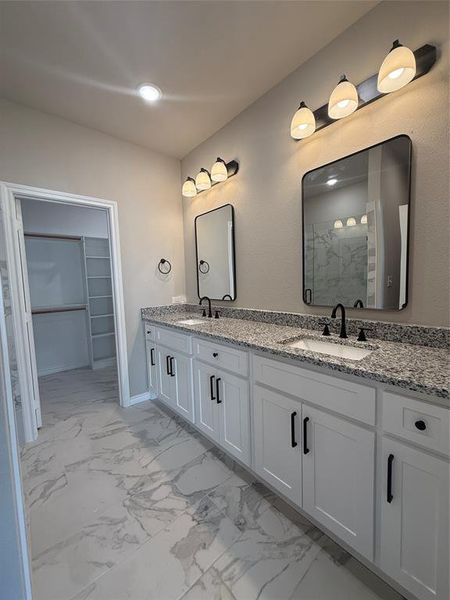 Furnished interior view inside a new home in , Mabank (Image 9).