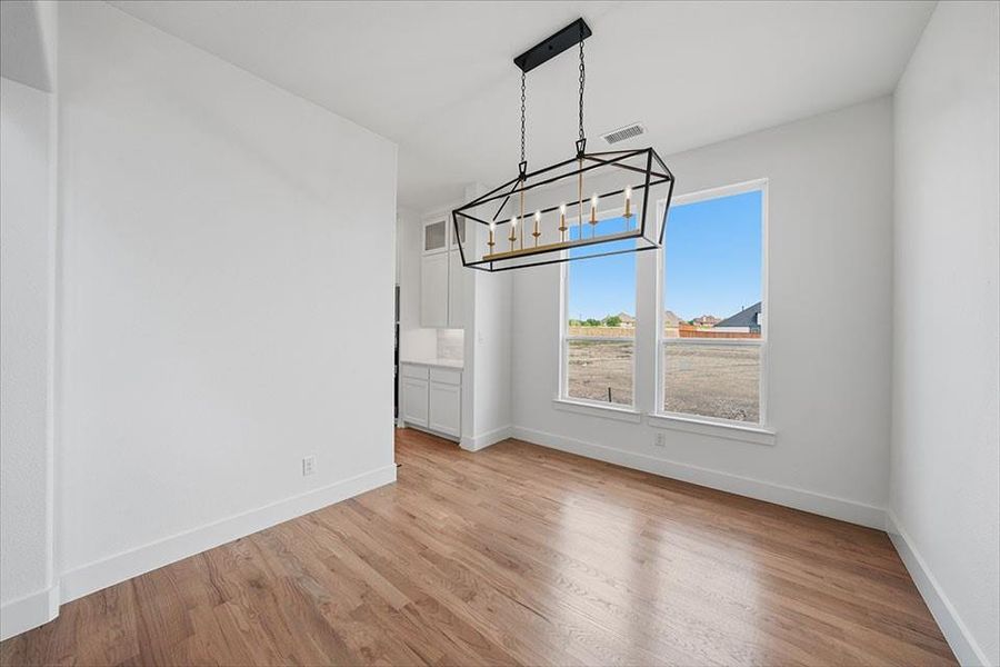 Spacious, unfurnished interior of a new home in Custer Ridge Estates, Allen (Image 20). Spacious, unfurnished interior of a new home in Custer Ridge Estates, Allen (Image 20).