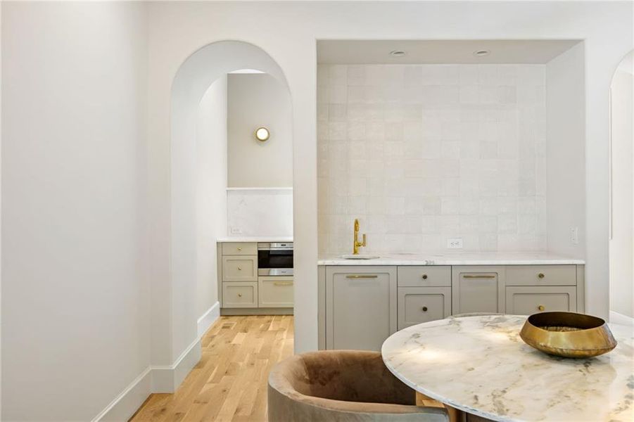 Furnished interior view inside a new home in , Atlanta (Image 14). Furnished interior view inside a new home in , Atlanta (Image 14).