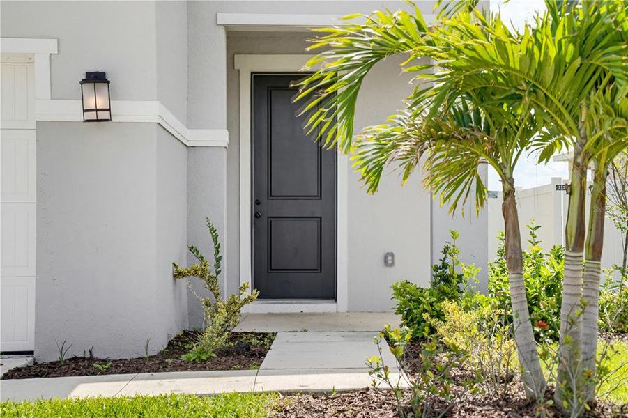 Exterior details and patio area of a home in , Parrish (Image 34).
