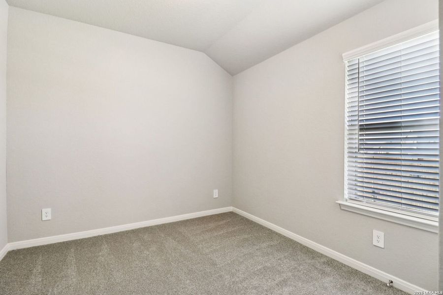 Spacious, unfurnished interior of a new home in Catalina, Converse (Image 23).