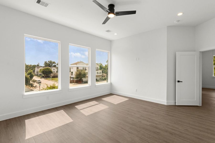 Spacious, unfurnished interior of a new home in , Houston (Image 30). Spacious, unfurnished interior of a new home in , Houston (Image 30).