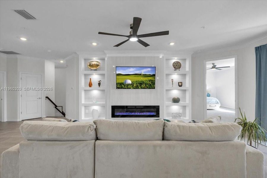 Furnished interior view inside a new home in , Naples (Image 14).