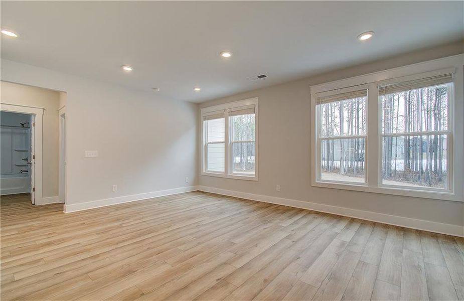 Spacious, unfurnished interior of a new home in , Senoia (Image 32).