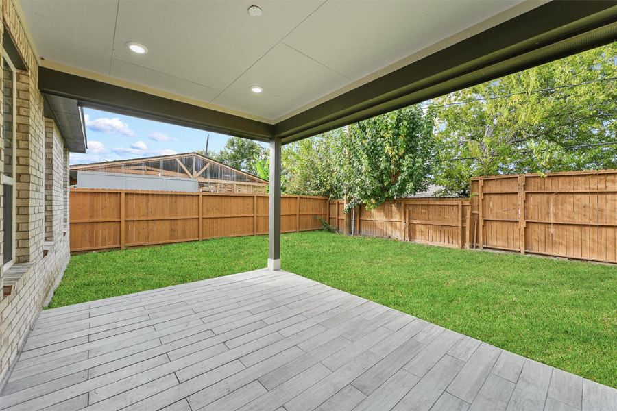 Exterior details and patio area of a home in , Houston (Image 18). Exterior details and patio area of a home in , Houston (Image 18).