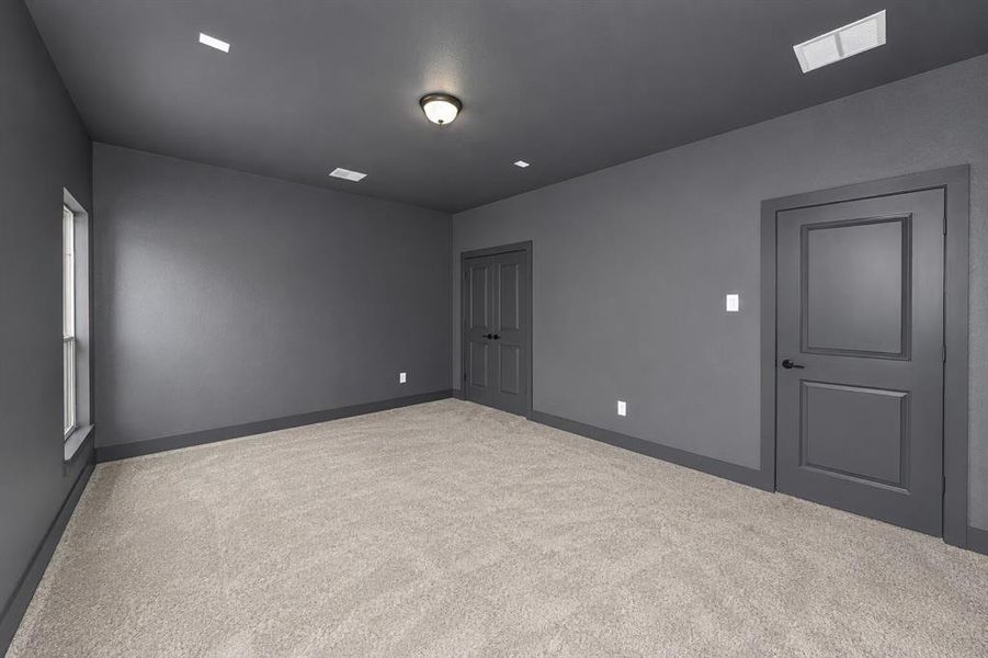 Spacious, unfurnished interior of a new home in , Little Elm (Image 24).
