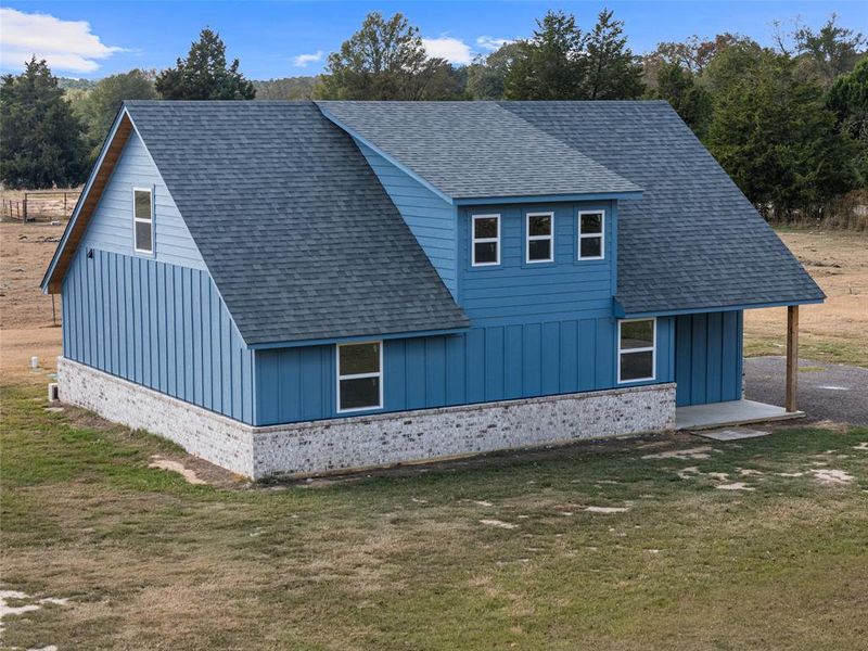 Exterior details and patio area of a home in , Winnsboro (Image 24).