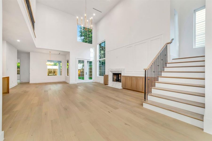 Spacious, unfurnished interior of a new home in , Dallas (Image 26).