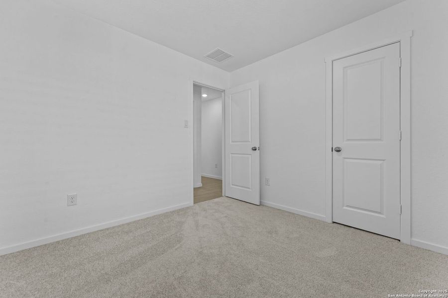 Spacious, unfurnished interior of a new home in Torian Village: Belmar Collection, San Antonio (Image 23).