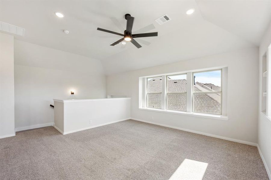 Spacious, unfurnished interior of a new home in Hampton Park, Glenn Heights (Image 27). Spacious, unfurnished interior of a new home in Hampton Park, Glenn Heights (Image 27).