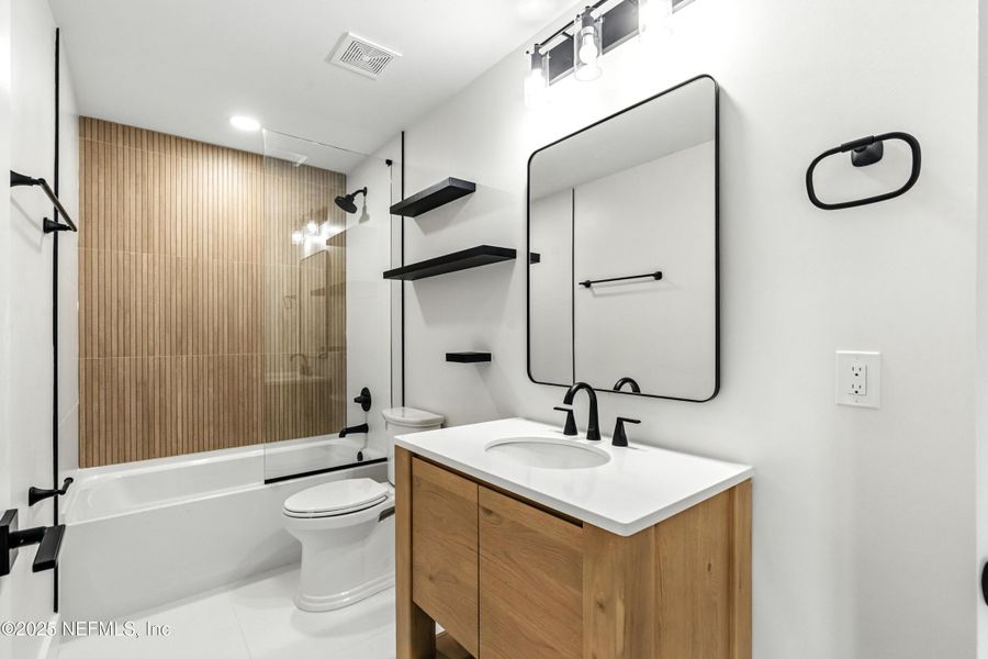 Furnished interior view inside a new home in , St. Augustine (Image 11).