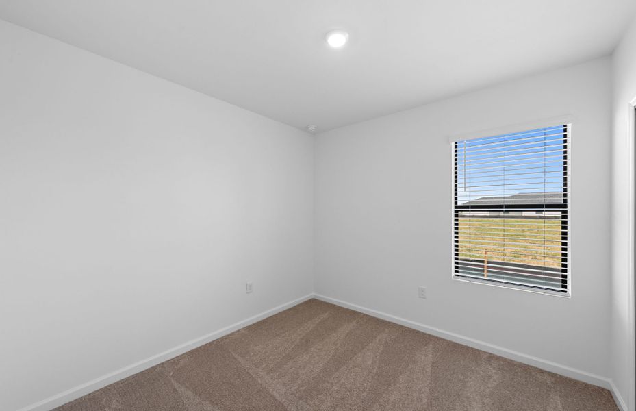 Spacious, unfurnished interior of a new home in Caloosa Cove, Labelle (Image 18).