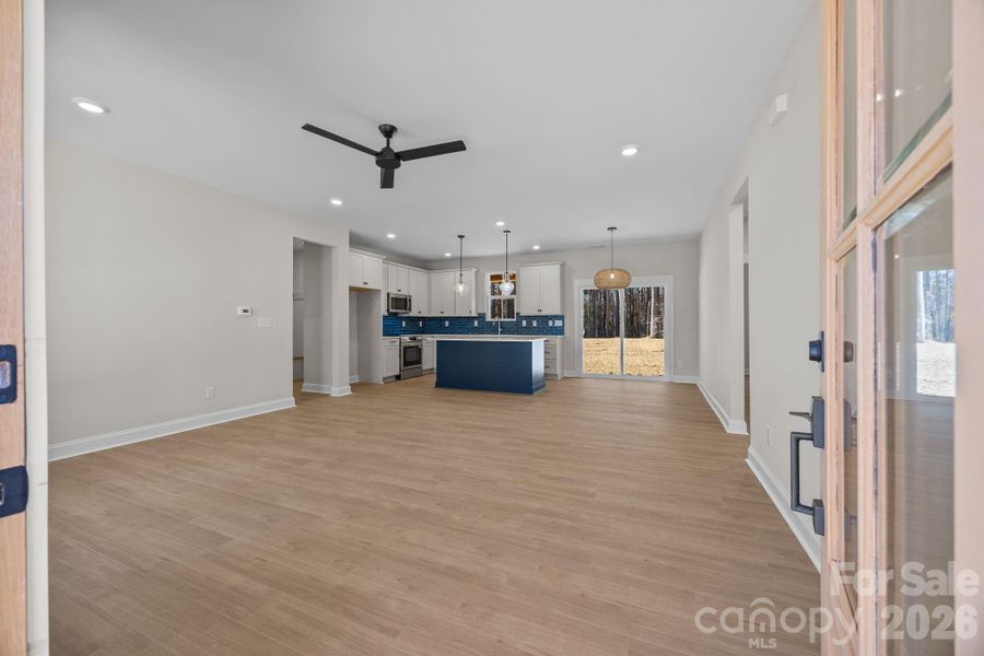 Spacious, unfurnished interior of a new home in , Lincolnton (Image 27).