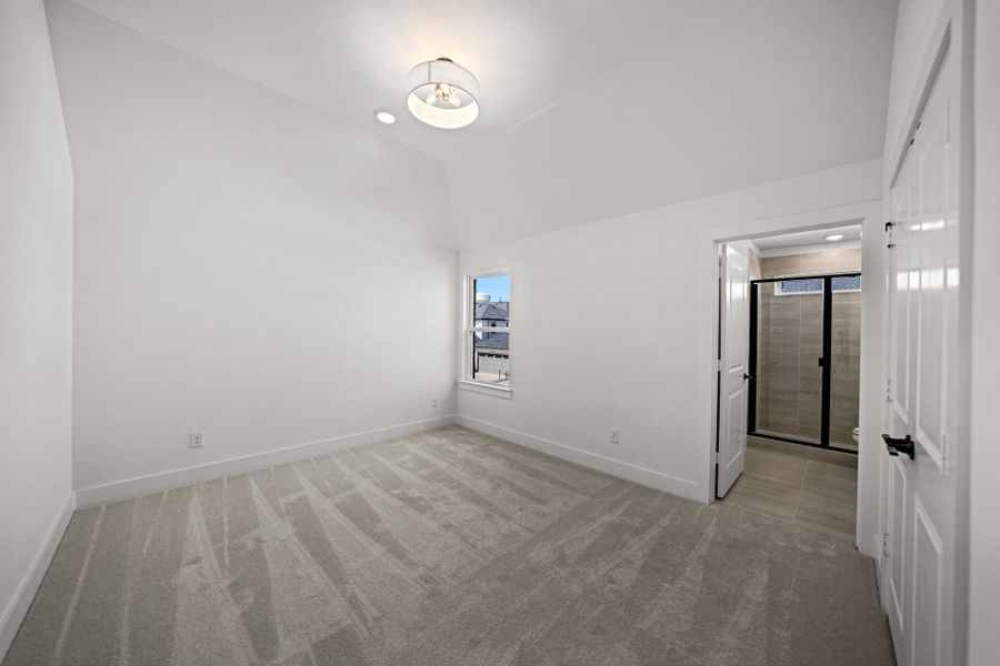 Spacious, unfurnished interior of a new home in Fields - 40' Lots, Frisco (Image 32).