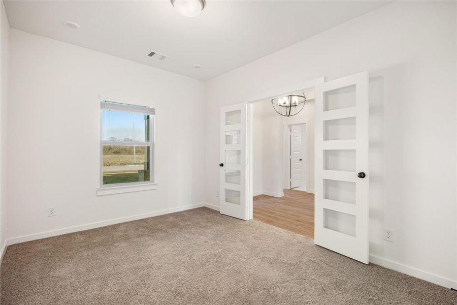 Spacious, unfurnished interior of a new home in Ashland, Angleton (Image 27).
