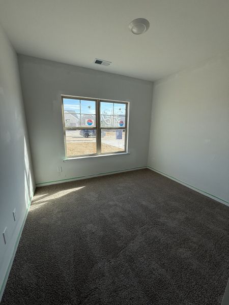 Spacious, unfurnished interior of a new home in Bradley Bend, Ashland City (Image 5).