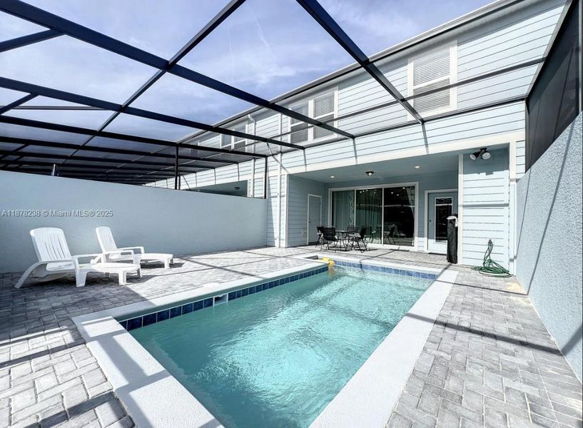 Image 52 of a home in .