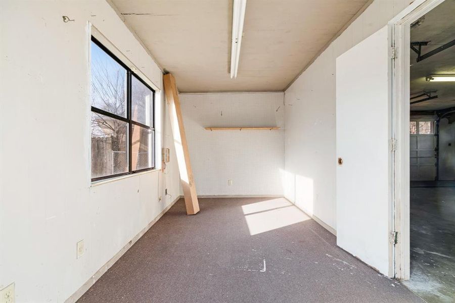 Exterior details and patio area of a home in , Paris (Image 16).