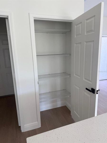 Spacious, unfurnished interior of a new home in , Ocala (Image 21).