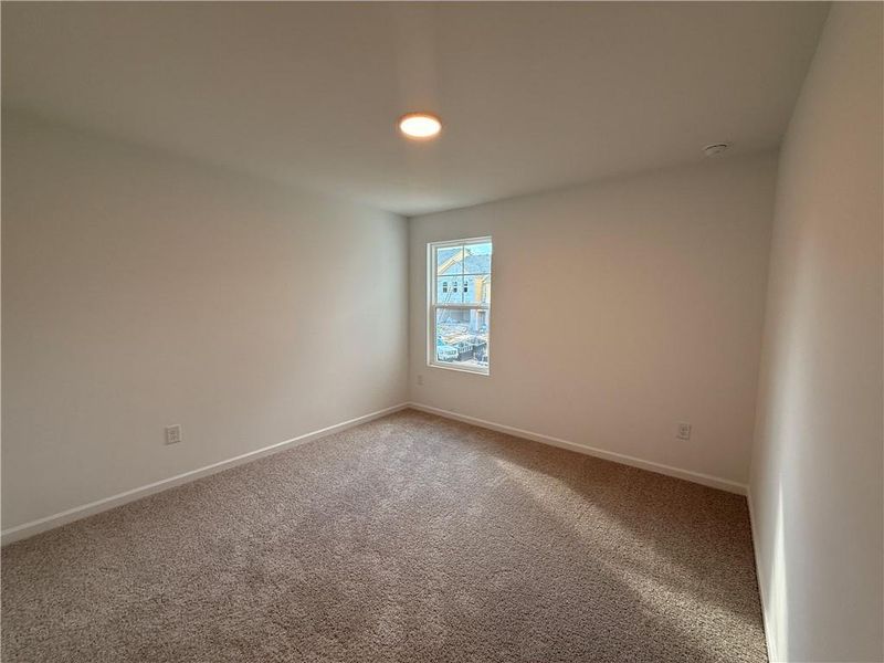 Spacious, unfurnished interior of a new home in Leydenview, Mableton (Image 22).