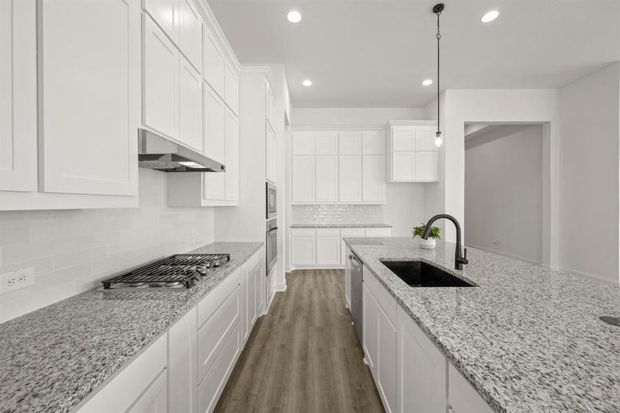 15_328 Alina- Kitchen-3