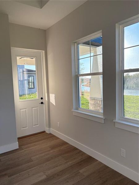 Spacious, unfurnished interior of a new home in , Auburndale (Image 27).