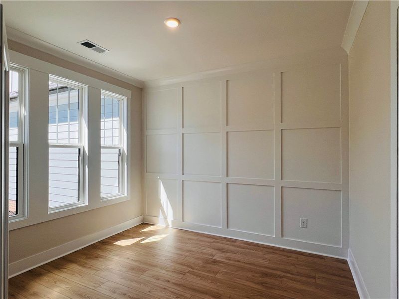 Beautiful office / flex space with glass doors for