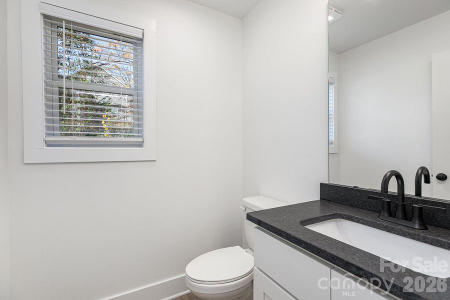 Image 11 of a home in .