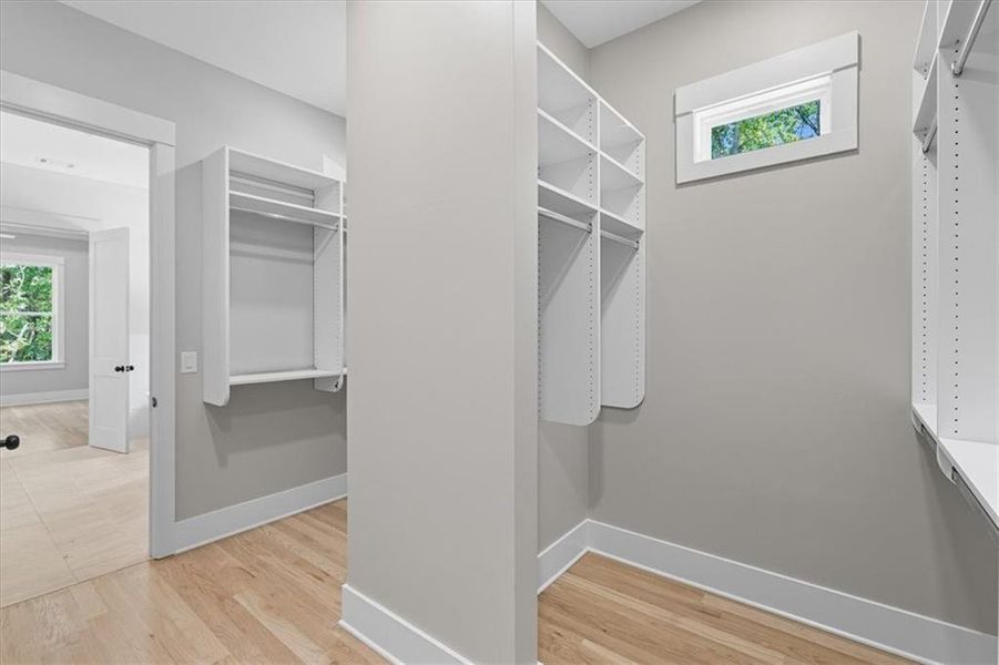 Image 47 of a home in .