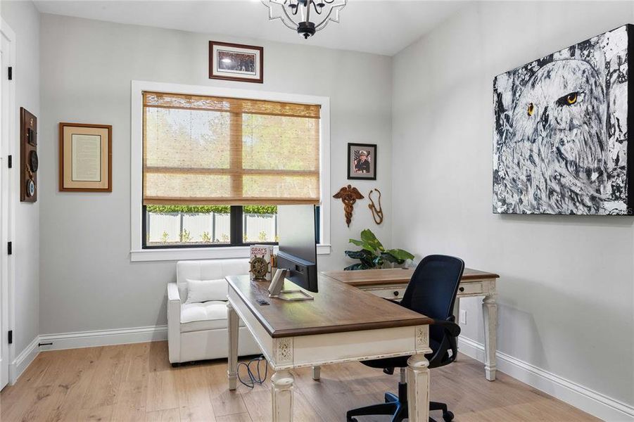 Furnished interior view inside a new home in , Ocala (Image 18).