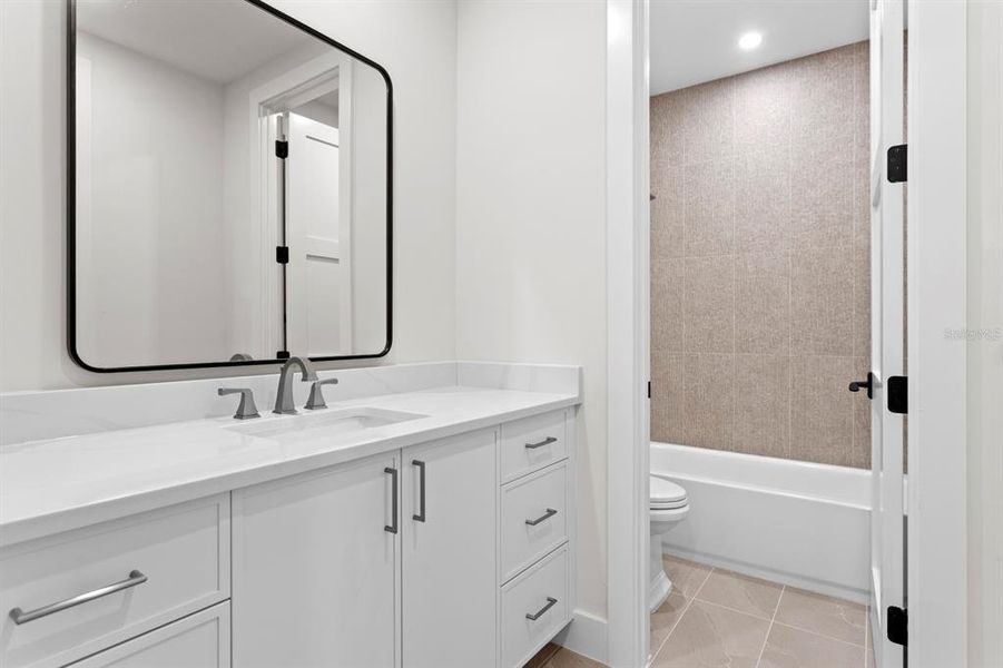 Furnished interior view inside a new home in , Tampa (Image 5). Furnished interior view inside a new home in , Tampa (Image 5).