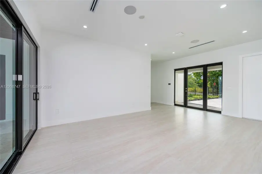 Spacious, unfurnished interior of a new home in , Miami (Image 28). Spacious, unfurnished interior of a new home in , Miami (Image 28).