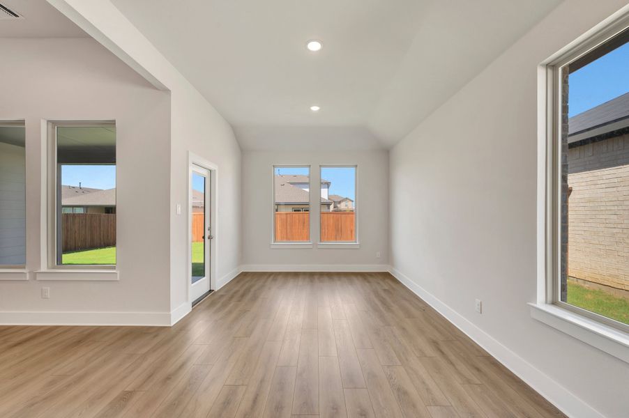 Spacious, unfurnished interior of a new home in The Meadows, Denton (Image 16).