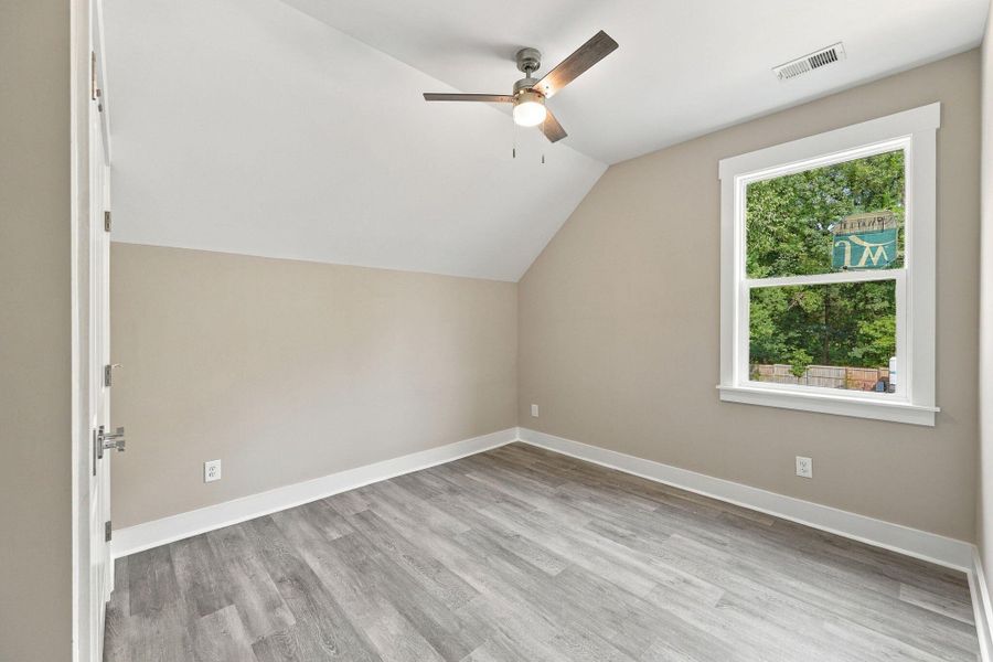 Spacious, unfurnished interior of a new home in , Hanahan (Image 13).