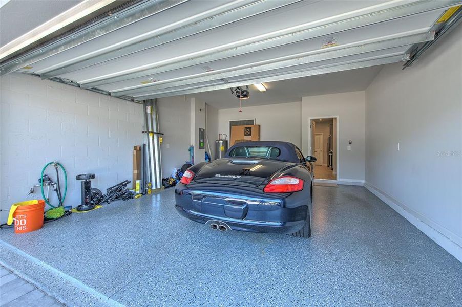 Spacious, unfurnished interior of a new home in Bloomingdale Townes, Brandon (Image 23).