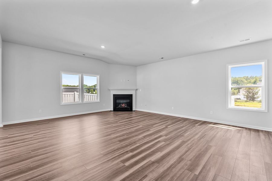 Spacious, unfurnished interior of a new home in Hanes Lake, Winston-Salem (Image 19). Spacious, unfurnished interior of a new home in Hanes Lake, Winston-Salem (Image 19).