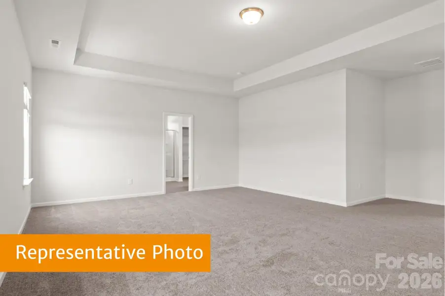 Spacious, unfurnished interior of a new home in Catawba Trace, Catawba (Image 3).