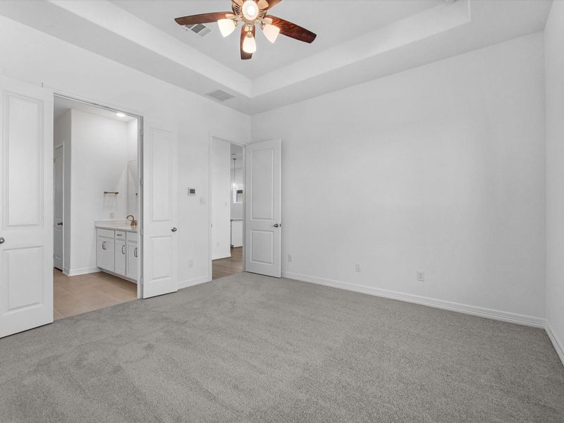 Spacious, unfurnished interior of a new home in Bergamo, Katy (Image 20). Spacious, unfurnished interior of a new home in Bergamo, Katy (Image 20).