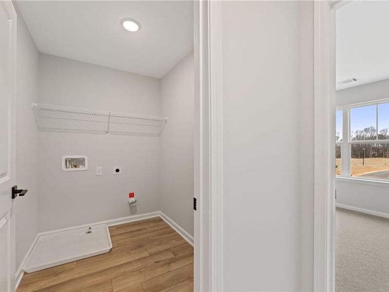 Spacious, unfurnished interior of a new home in Cedar Farms, Winder (Image 19).