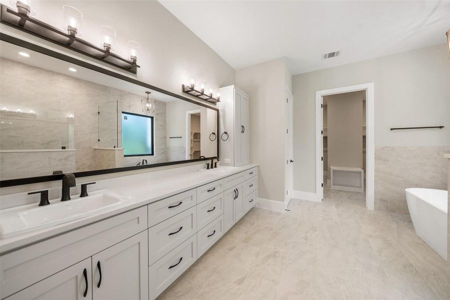 Furnished interior view inside a new home in , Plantersville (Image 11).