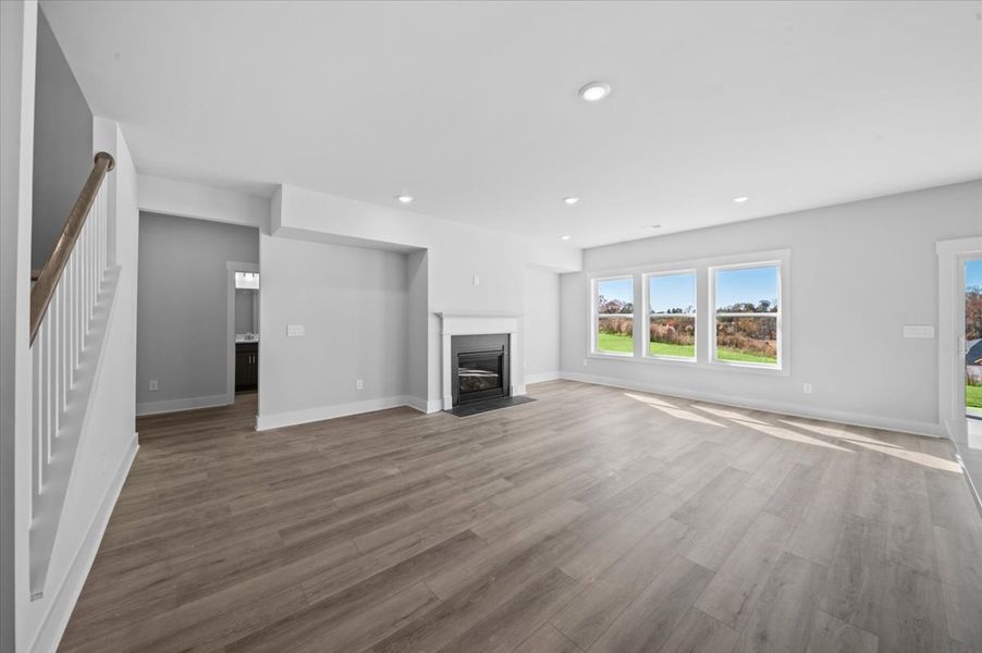 Spacious, unfurnished interior of a new home in Riverwood Farm, Piedmont (Image 12).
