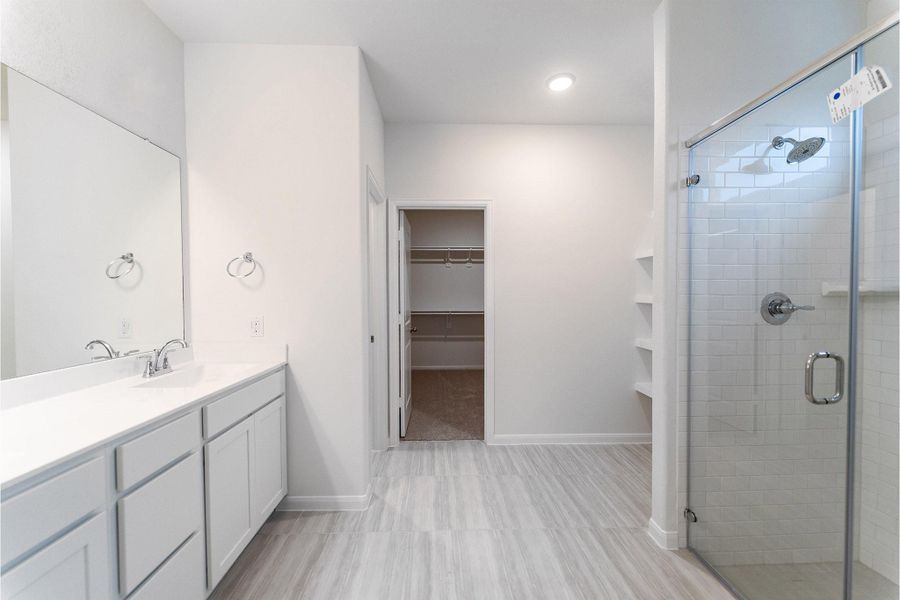 Furnished interior view inside a new home in Martha's Vineyard, Alvin (Image 5).