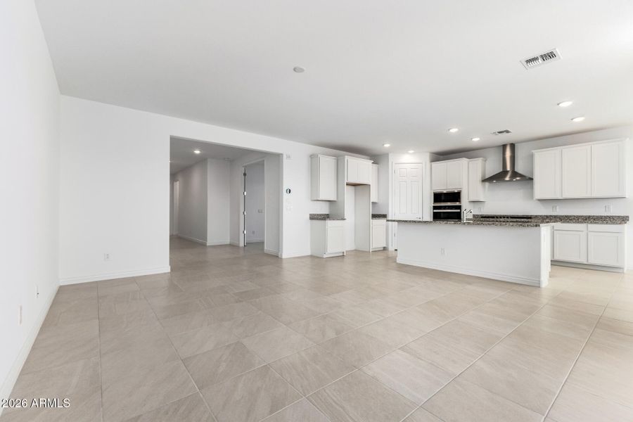 PHX_Miravida_Lot 1154_Dove_14731_Greatro