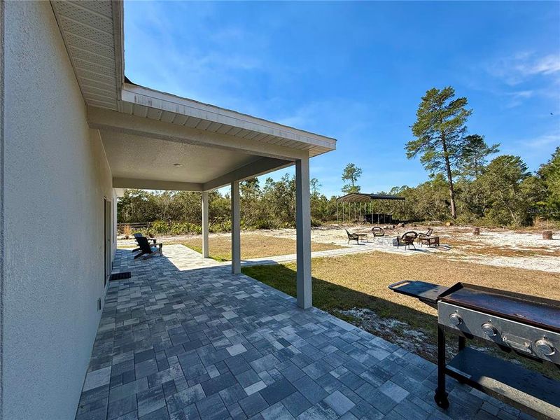 Exterior details and patio area of a home in , Eustis (Image 3).
