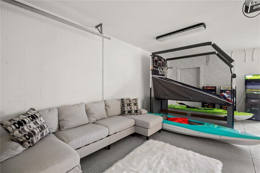 Furnished interior view inside a new home in , Tampa (Image 54).