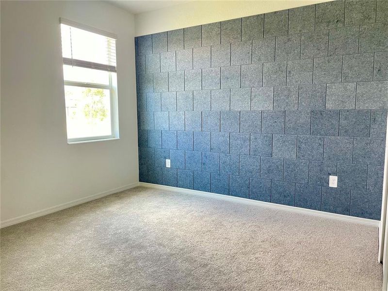 Spacious, unfurnished interior of a new home in Tuckers Cove, Punta Gorda (Image 24).