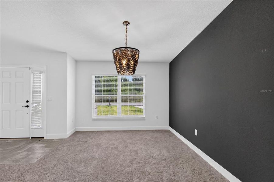 Spacious, unfurnished interior of a new home in , Sebring (Image 21).