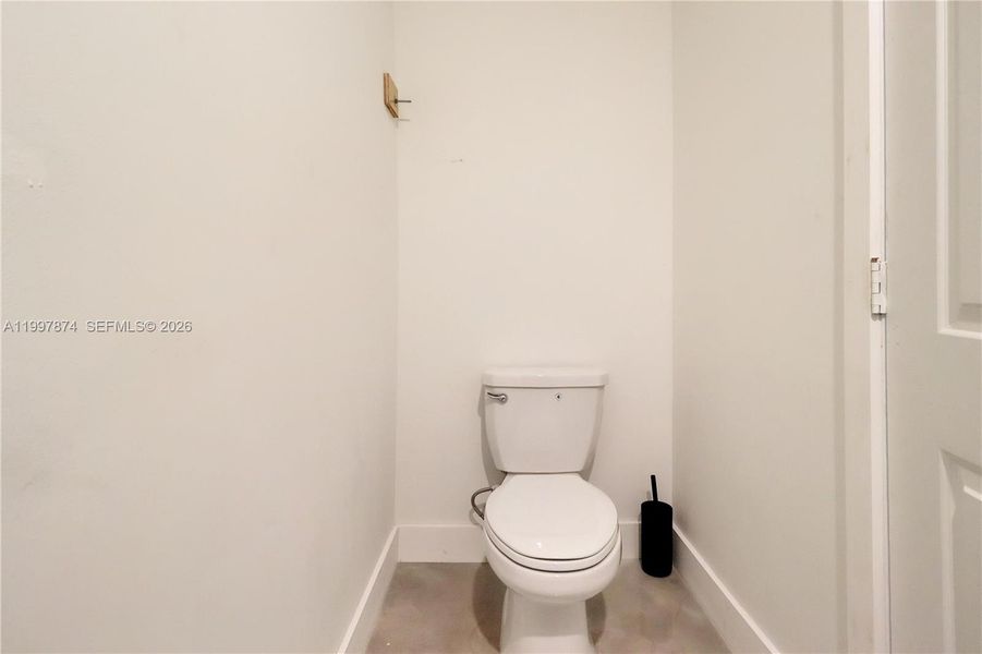 Furnished interior view inside a new home in , Homestead (Image 45).