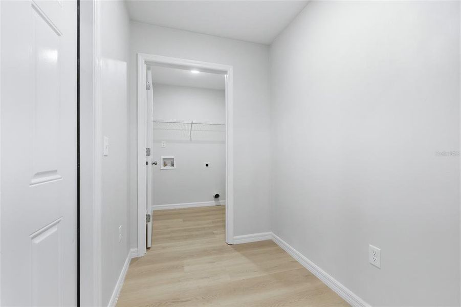 Spacious, unfurnished interior of a new home in , Gainesville (Image 12).